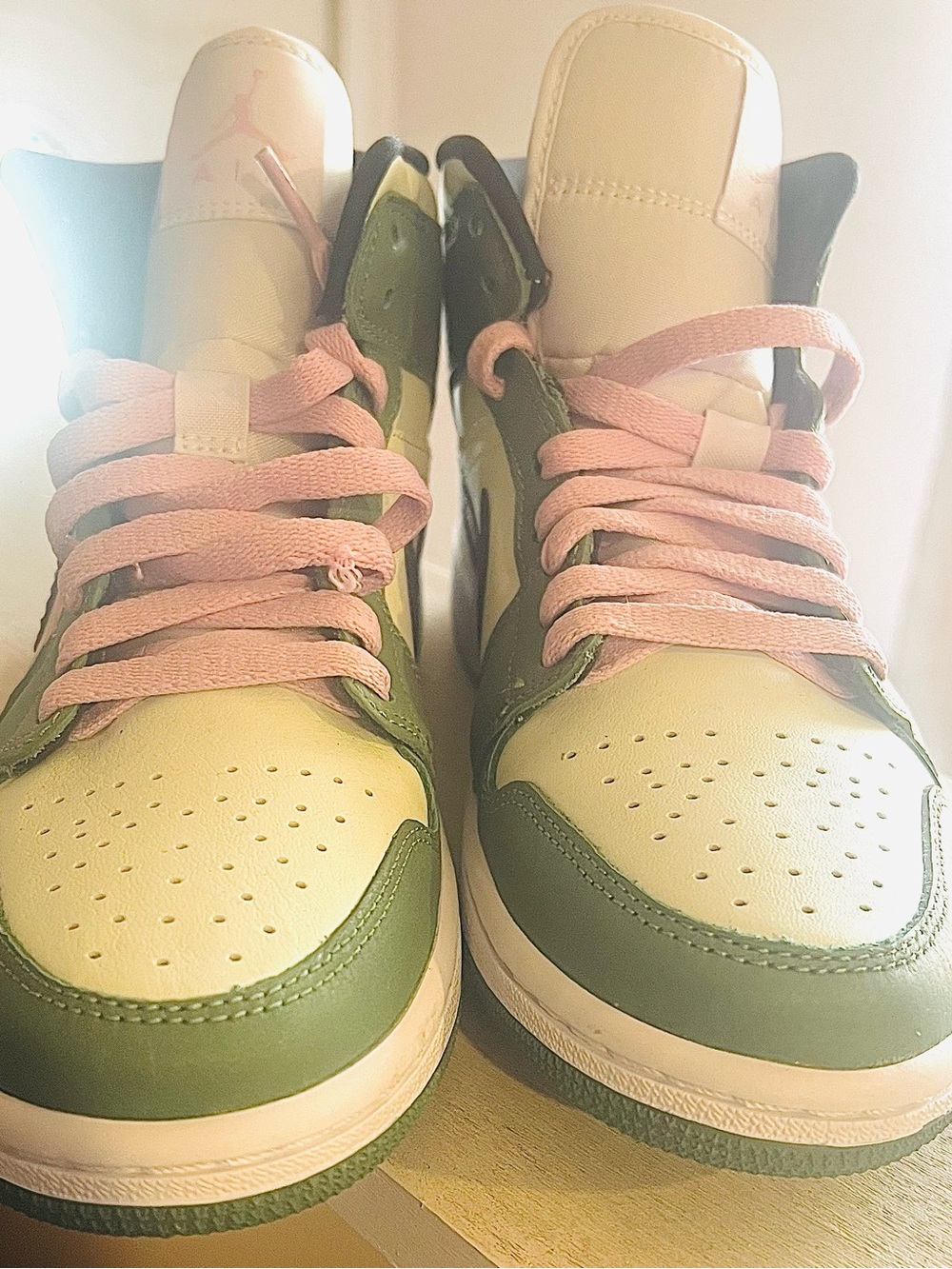 Rare Air Jordan 1 Mid SE Dutch Green Pink Christian Dior Sneakers 8 - Picture 2 of 6